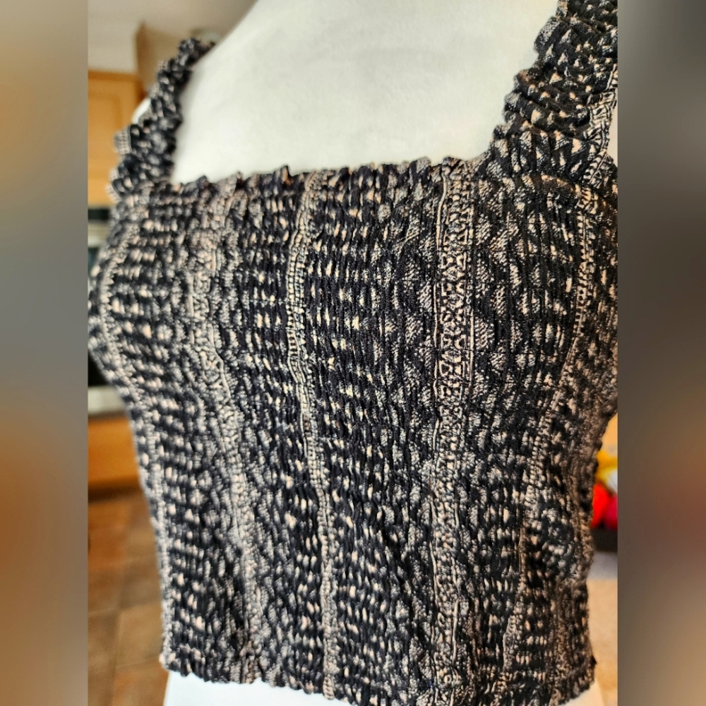 NWT Paper Crane Size Medium Crop Top